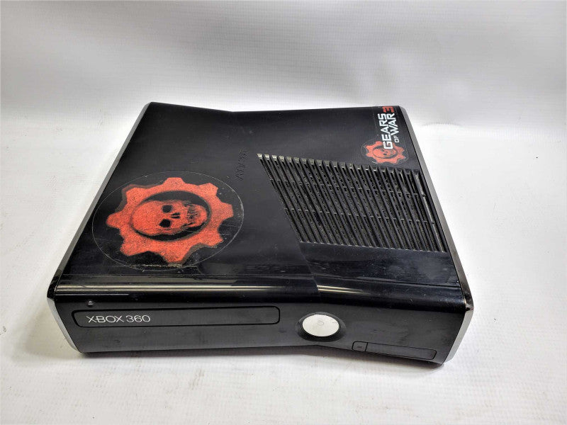 Microsoft Xbox 360 S 1439 Console & GTA V +