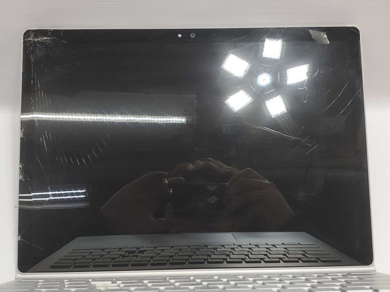 Microsoft Surface Book 1703 i5-6300U 8GB DDR3 256GB Storage (READ) |