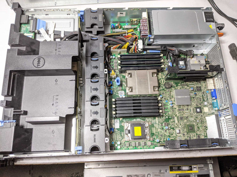 Dell PowerEdge R520 E5-2407@2.2GHz 6GB ECC DDR3 PERC H710 MINI 3.5\\"