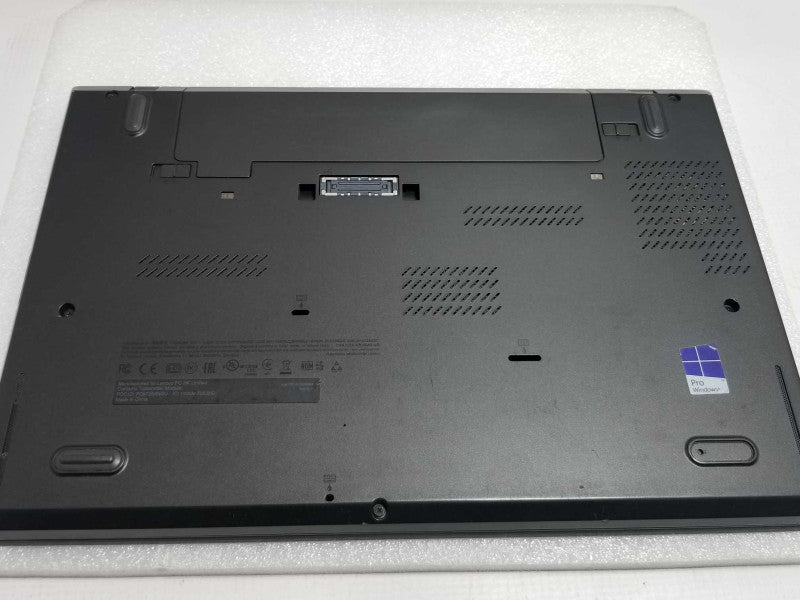 Lenovo ThinkPad T450s 14\\" i7-5600U 2.6GHz / 8GB DDR3, 240GB SSD, READ* ~
