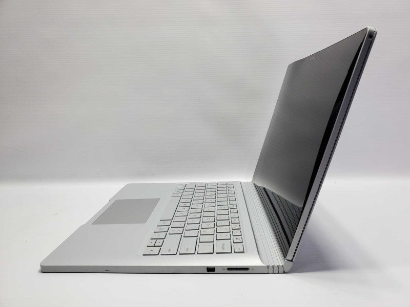 Microsoft Surface Book 1703, i7-6600U 16GB DDR3 512GB Storage (READ) |