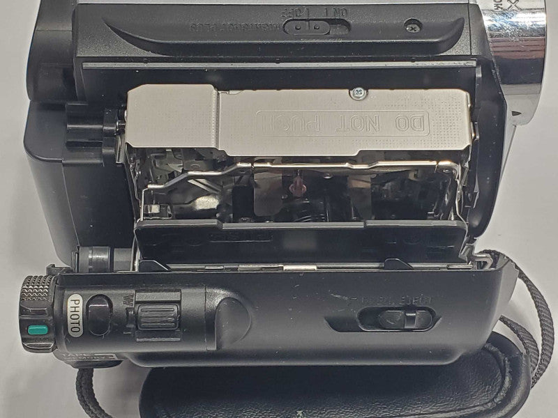 Sony Handycam DCR-HC62 MiniDV Tape Camera |