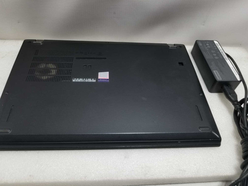 Lenovo ThinkPad X280 12.5\\" FHD Touch i7-8650U 1.9GHz / 16GB DDR4, 240GB SSD ~