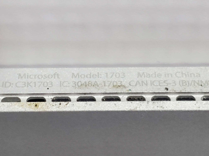 Microsoft Surface Book 1703 Kboard 1705 i5-6300U 8GB DDR3 256GB Storage (READ) |