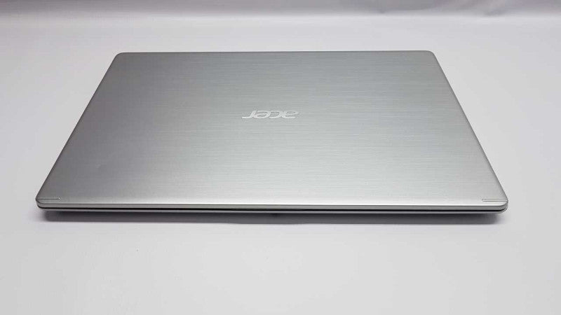 acer aspire 5 i5-8265U @ 1.60ghz / 8gb ram / 256gb SSD / 15.6\\" #
