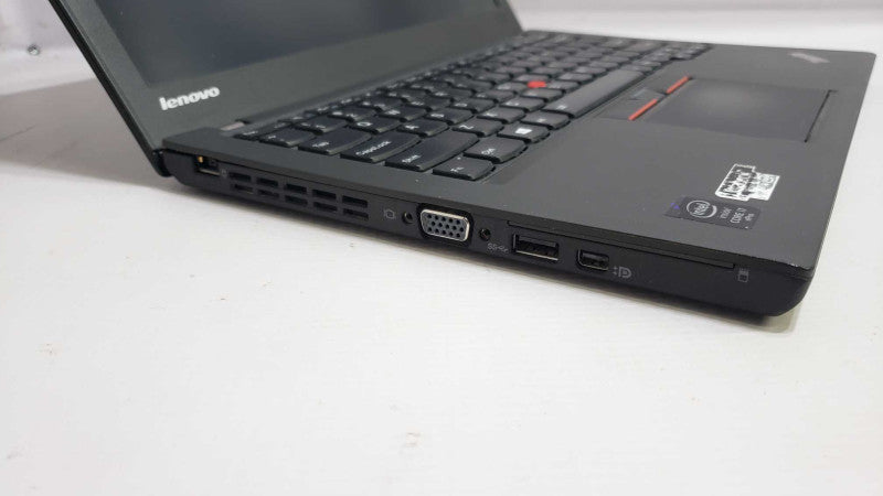 Lenovo ThinkPad 12.5\\" X250 i7-5600U@2.6GHz 8GB DDR3 238G SATA SSD  [