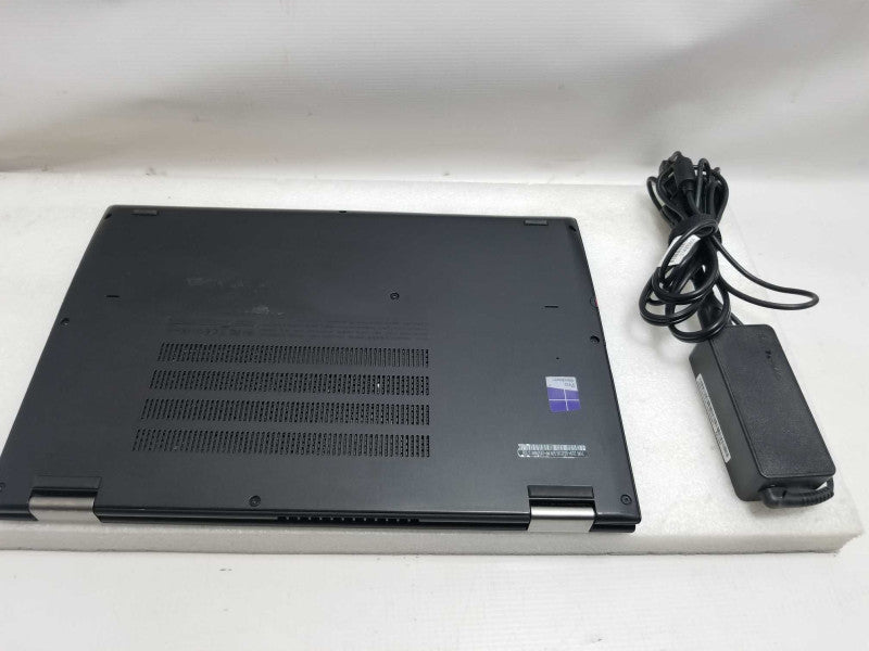 Lenovo ThinkPad Yoga 370 13.3â Touch i7-7200U 2.5GHz/ 8GB 240GB SSD  ~