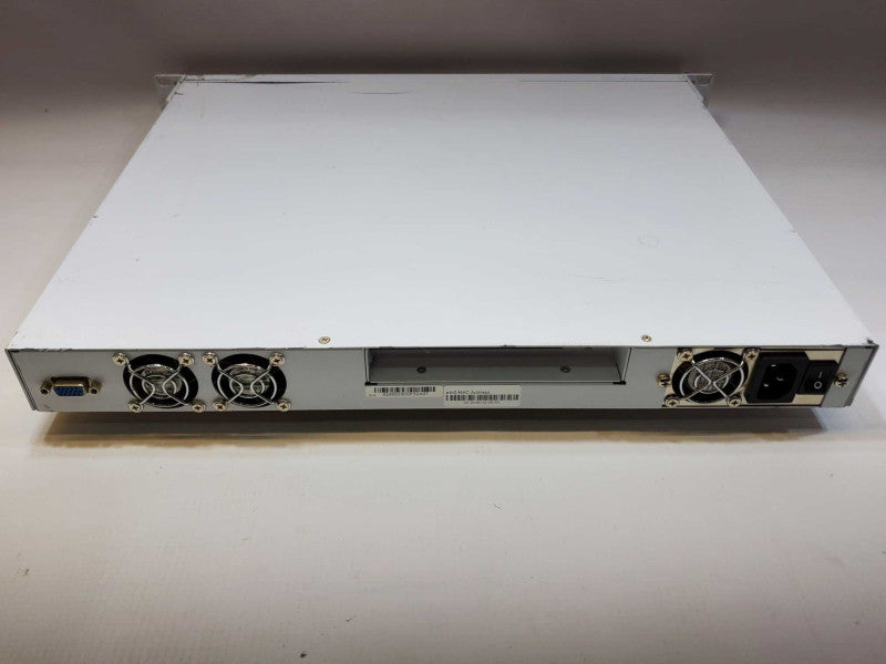 Sophos UTM 220 8-Port Firewall Gateway Network Switch Gigabit Rev.5 (