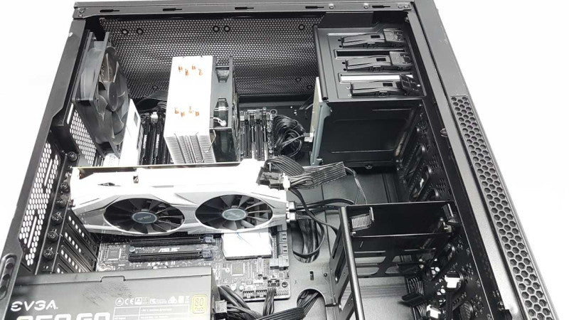 Custom PC i7-6800K @ 3.40ghz / 32gb ram / GTX 1060 6gb / X99-A II #