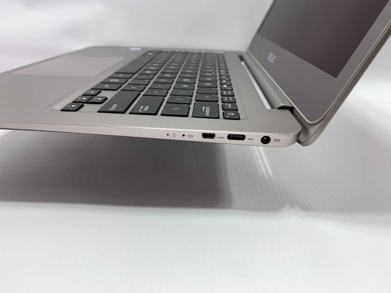 ASUS UX305UAB with i7-6500U CPU 8GB RAM & 256GB SSD  -