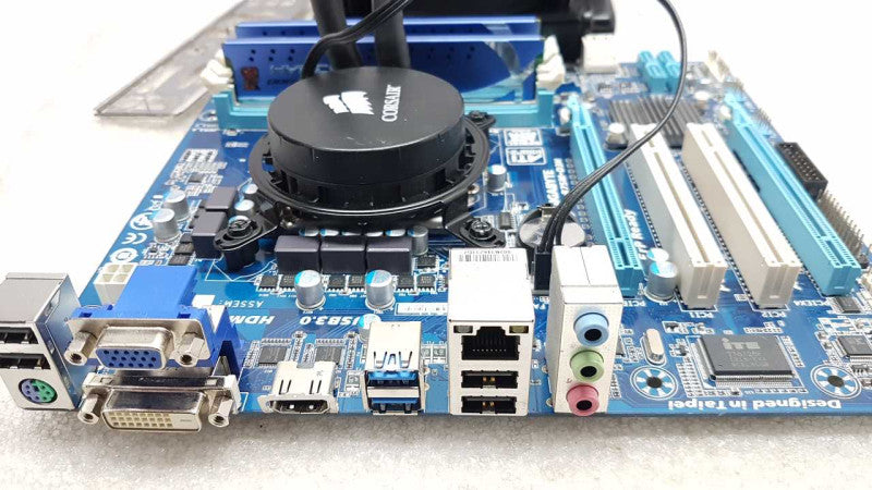 CPU Mobo Combo I3-2120 @ 3.30ghz / 8gb ram / 120mm Corsair AiO / B75M-D3H #