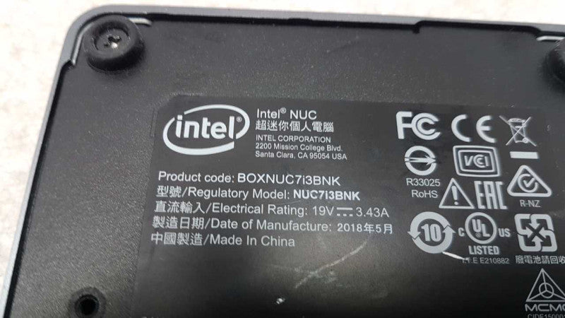 Intel NUC NUC7i3BNK i3-7100u @ 2.40ghz / 8gb ram / read #