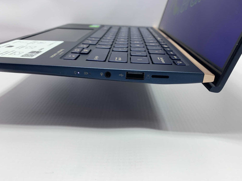ASUS ZenBook 14\\" UX434F with i7-8565U CPU 16GB RAM & 512GB SSD -