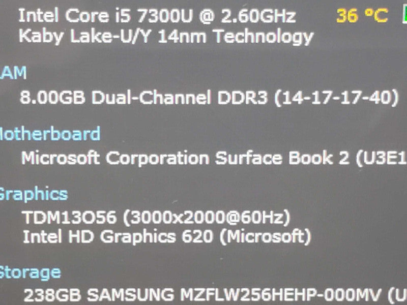 Microsoft Surface Book 1832 i5-7300U 8GB DDR3 256GB Storage (READ) |