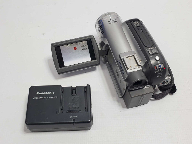 Panasonic PV-GS320 MiniDV Digital Camcorder |
