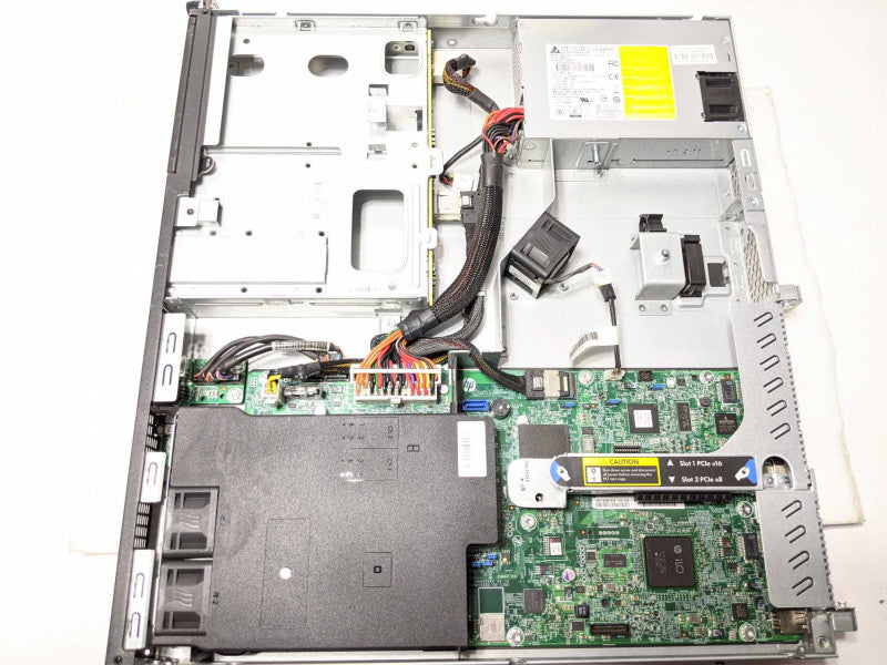 HP ProLiant DL320e Gen8 Xeon E3-1220 v3 3.4GHz QC/8GB, B120i, NO HDDs