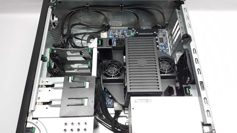HP Z440 workstation Xeon E5-1620 V3 @ 3.50ghz / 8gb ram / READ #\t #