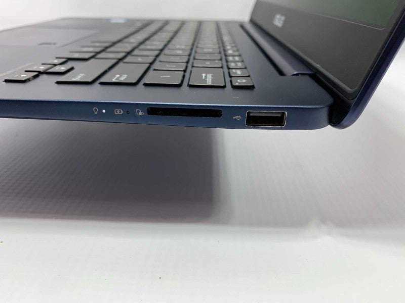 ASUS UX430UA with i7-7500U CPU 8GB RAM & 256GB SSD  -