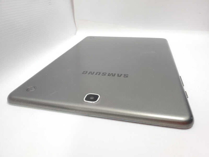 Samsung Galaxy Tab A 16GB 9.7\\" SM-T550 +