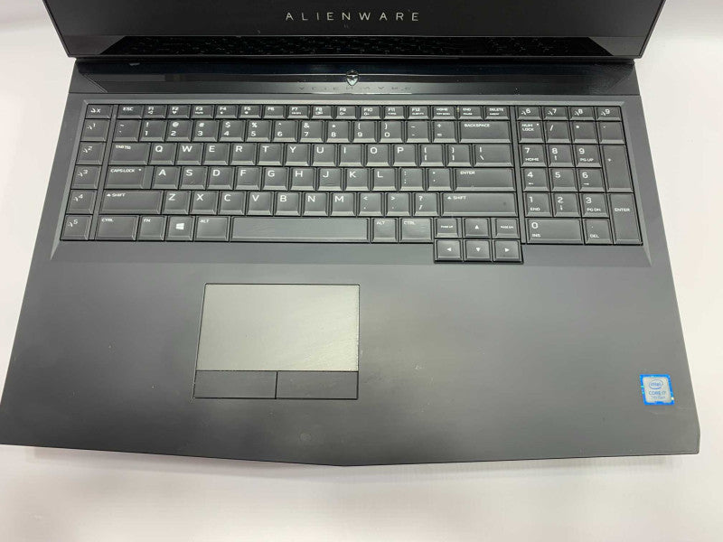 DELL Alienware 17 R4 with Intel i7 7th gen CPU NO RAM & NO HDD/SSD/M.2 READ  -