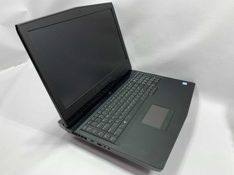 DELL Alienware 17 R4 with Intel i7 7th gen CPU NO RAM & NO HDD/SSD/M.2 READ  -