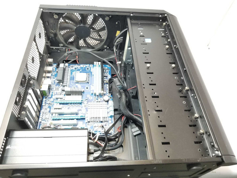 Gigabyte GA-990XA-UD3 board w/ AMD CPU and 8GB RAM, with Case Read _