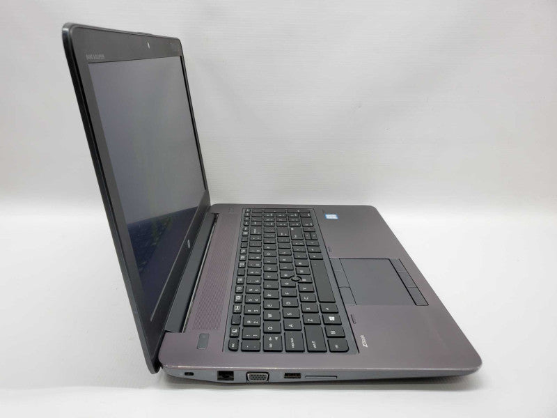 HP ZBook 15 G4 Core i7-7820HQ @ 2.9GHz 16GB DDR4 500GB SSD M2200 4GB (