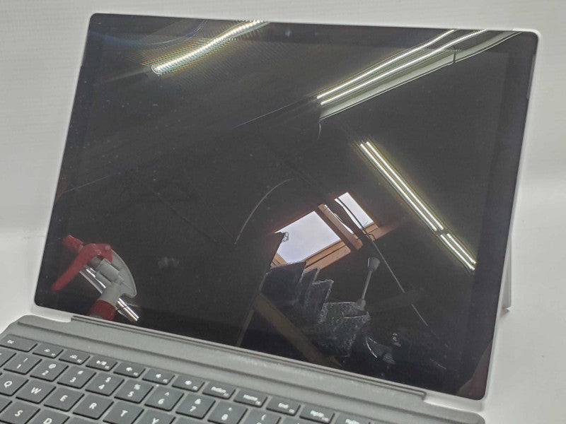 Microsoft Surface Pro 5 1796 i5-7300U 8GB RAM 256GB Storage |