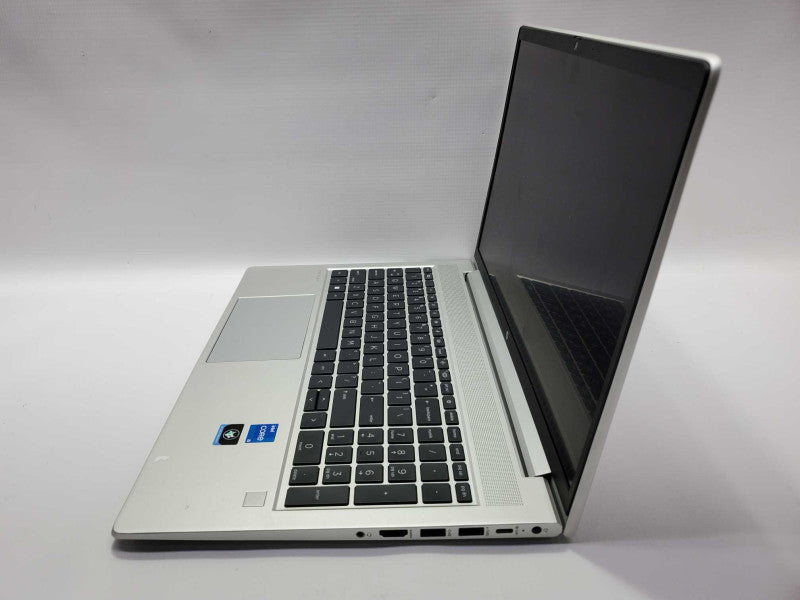 HP ProBook 450 G8 15.6\\" Core i5-1135G7 @ 2.4 GHz 8GB Ram 250GB SSD [Parts] (