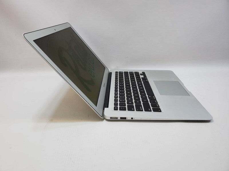 MacBook Air 2015 13\\" Core i5-5250U @ 1.6GHz 4GB Ram 120GB SSD [Read] (