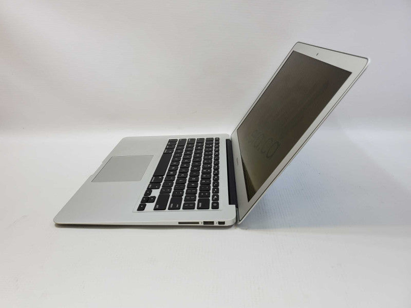 MacBook Air 2013 13\\" Core i5-4250U @ 1.30GHz 4GB Ram 120GB SSD (