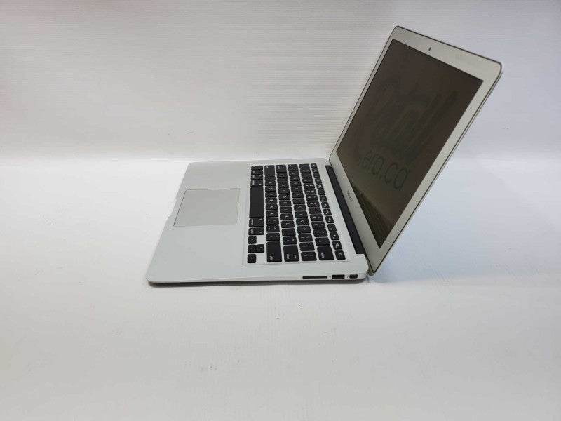 MacBook Air 2013 13\\" Core i5-4250U @ 1.30GHz 4GB Ram 250GB SSD [READ] (