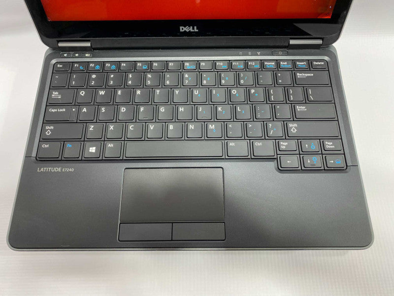 DELL Latitude E7240 with i7-4600U CPU 8GB RAM & 256GB SSD READ  -