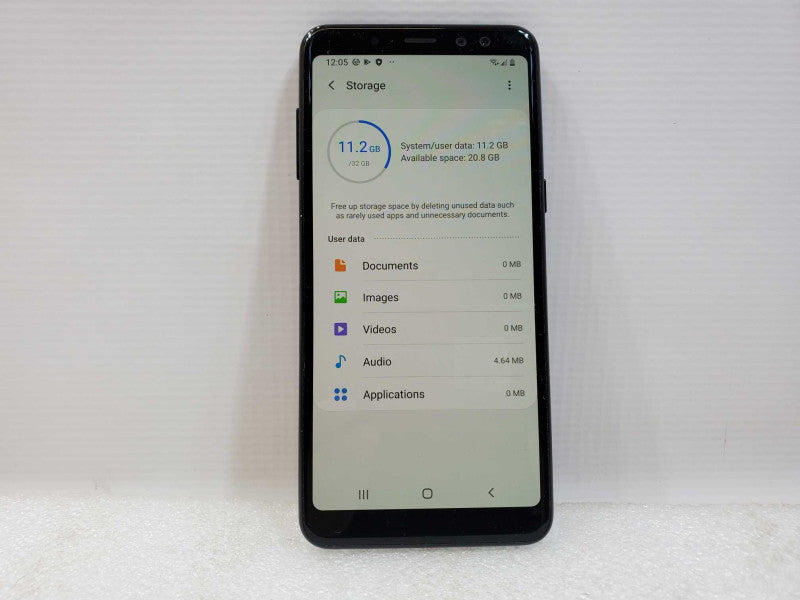 Samsung Galaxy A8 - 32GB - Black [Unlocked] (