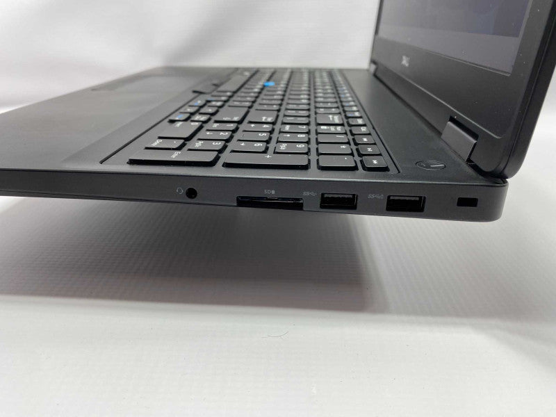 DELL Latitude E5570 with i5-6200U CPU 8GB RAM & 512GB SSD  -