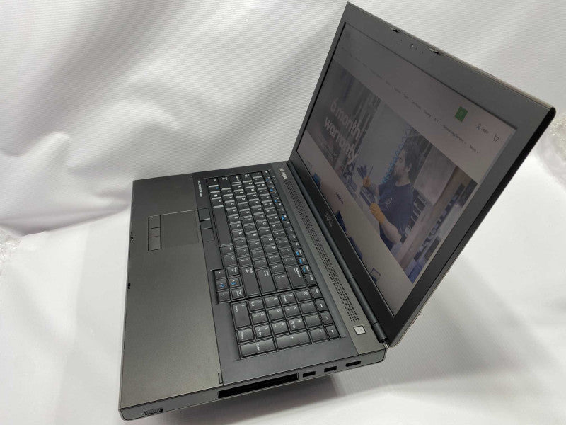 17\\" DELL Precision M6800 with i5-4340M CPU 8GB RAM & 220GB SSD READ  -