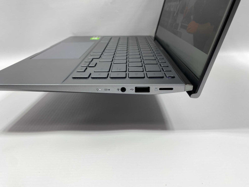 ASUS ZenBook UX434 with AMD Ryzen 7 4700U CPU 16GB RAM & 512GB NVME  -