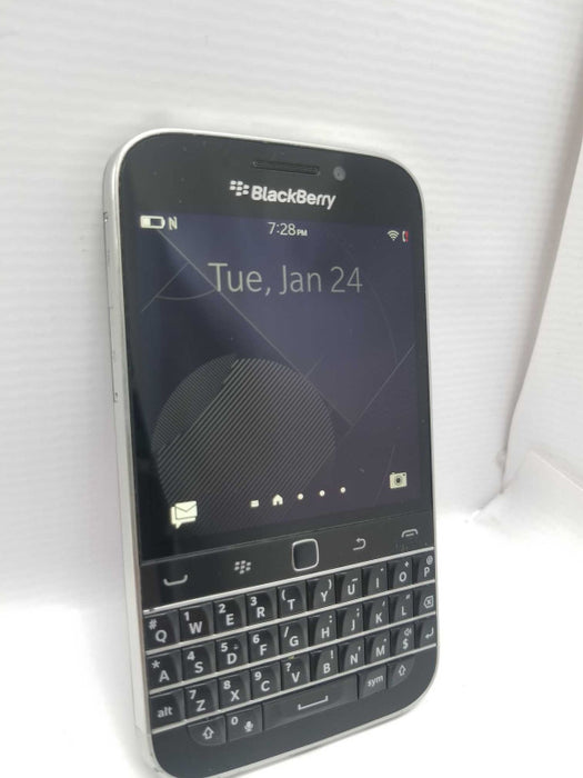 BlackBerry Classic Q20 - 16GB Black, Rogers Locked, QTY ~
