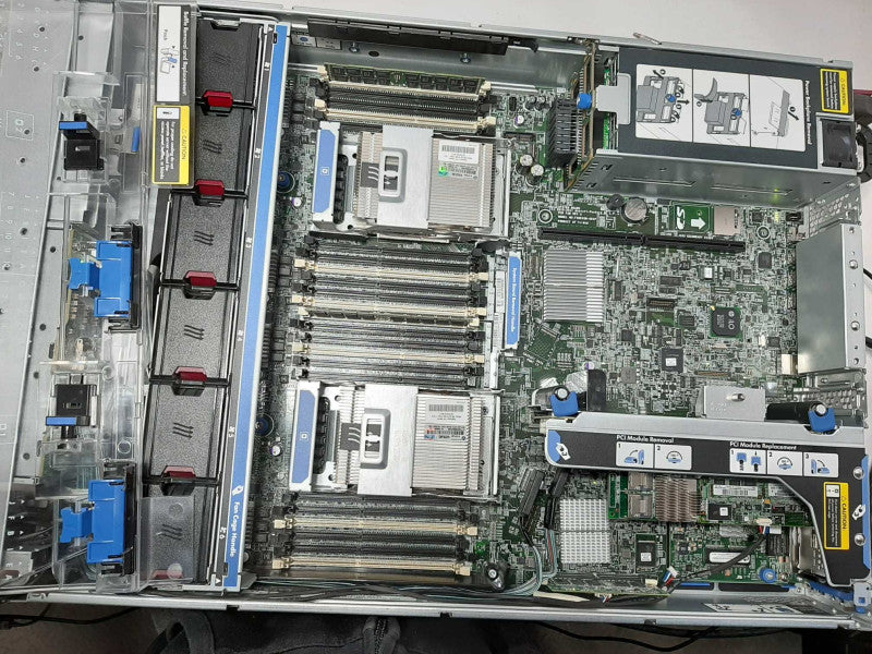HP Proliant DL380p Gen8 2x Xeon E5-2670 32GB No HDD