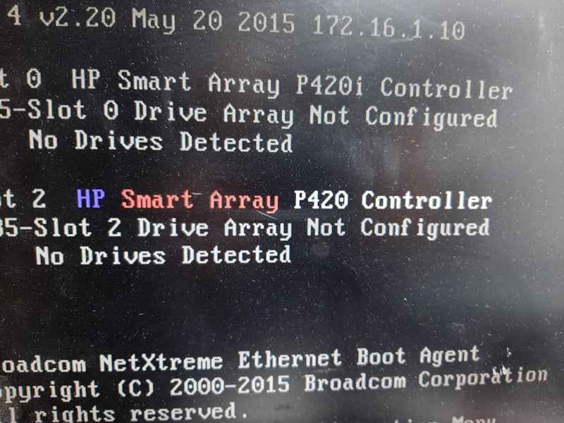 HP Proliant DL380p Gen8 2x Xeon E5-2670 32GB No HDD