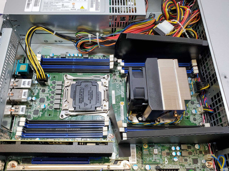 FireEye FEI-016 Xeon E5-2620 v4 @ 2.1 GHz 16GB DDR4 12x 3.5\\" No HDD [READ] (