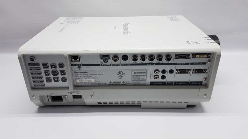 Panasonic DLP Projector PT-DW530U DLP 4000 Lumens / READ #