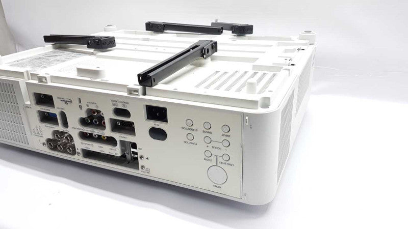 Hitachi Projector 3LCD CP-WX8240 2036 Lamp hours #