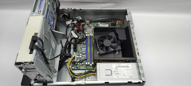 LEnovo Thinkstation P310 Xeon E3-1245 V5 @ 3.5ghz / 32gb ram / read #