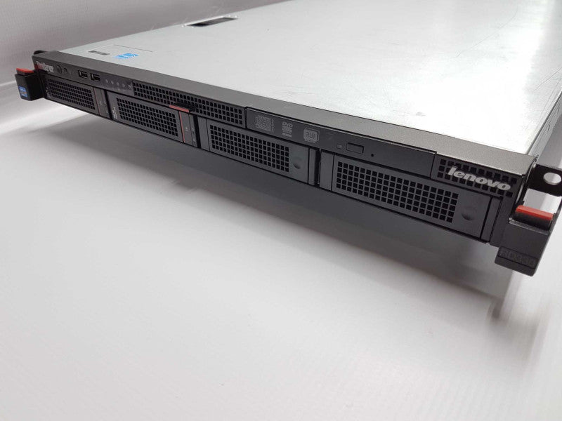 Lenovo Thinkserver RD330 Xeon E5-2420 @ 1.90ghz / 8gb ram / 9240-8i raid ctrl #