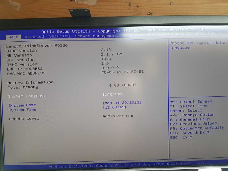 Lenovo Thinkserver RD330 Xeon E5-2420 @ 1.90ghz / 8gb ram / 9240-8i raid ctrl #
