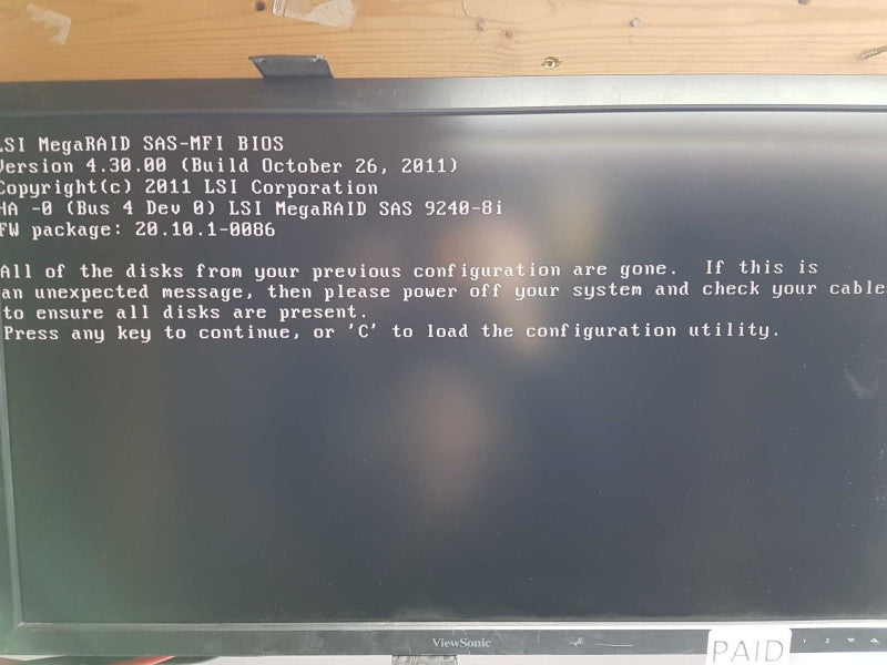 Lenovo Thinkserver RD330 Xeon E5-2420 @ 1.90ghz / 8gb ram / 9240-8i raid ctrl #