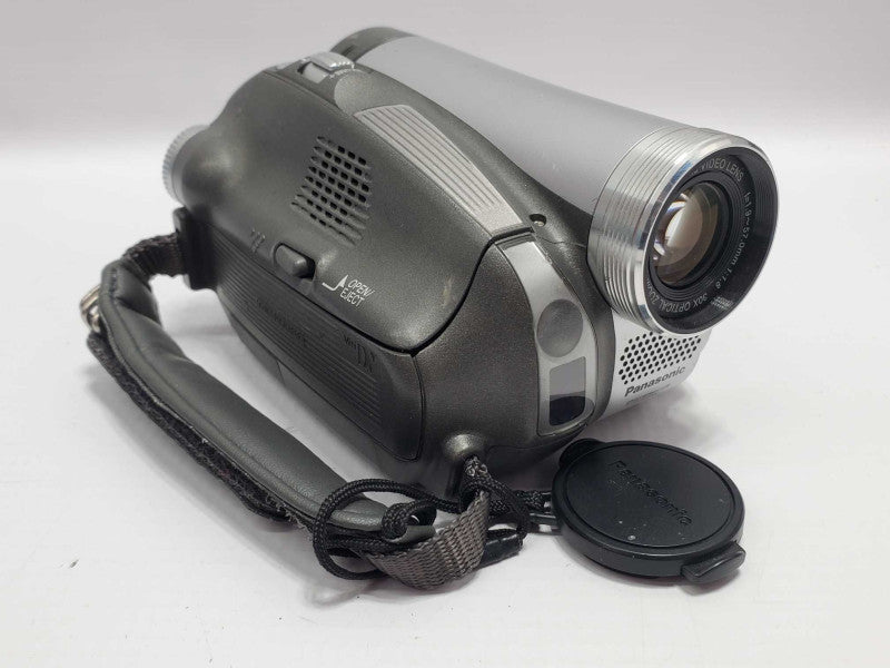 Panasonic PV-GS29 MiniDV Camcorder |