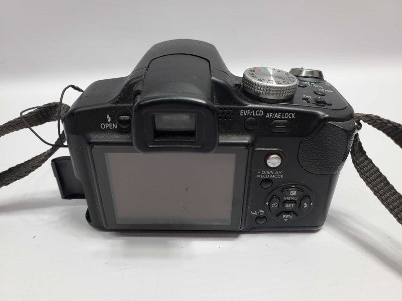 Panasonic Lumix DMC-FZ18 Digital Camera (AS-IS) |