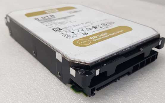 1x 8 TB  WD GOLD  SATA 3.5  HARD DRIVE